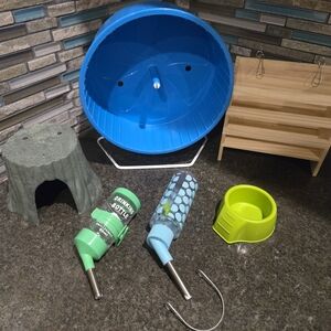 Small Animal Cage Accessories Set - Blue and Green